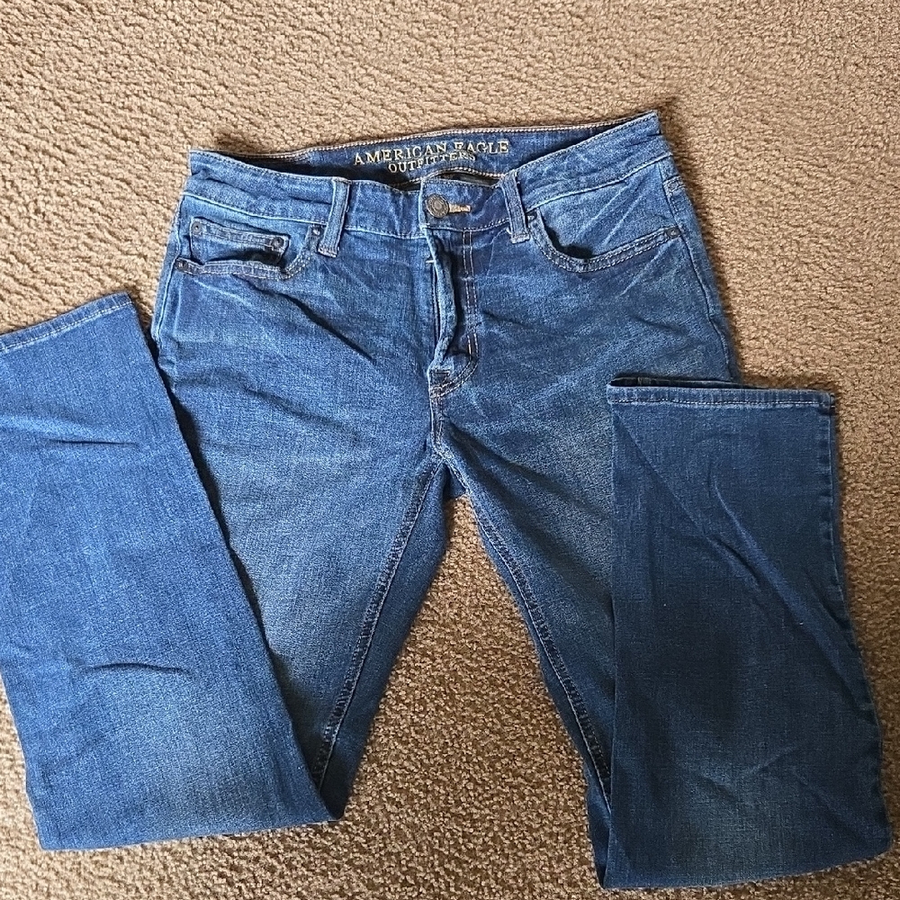 American Eagle Outfitters Women's Medium Blue Straight Leg Jeans